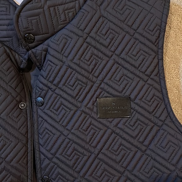 Crooks and castles vest brand new condition - Picture 2 of 4